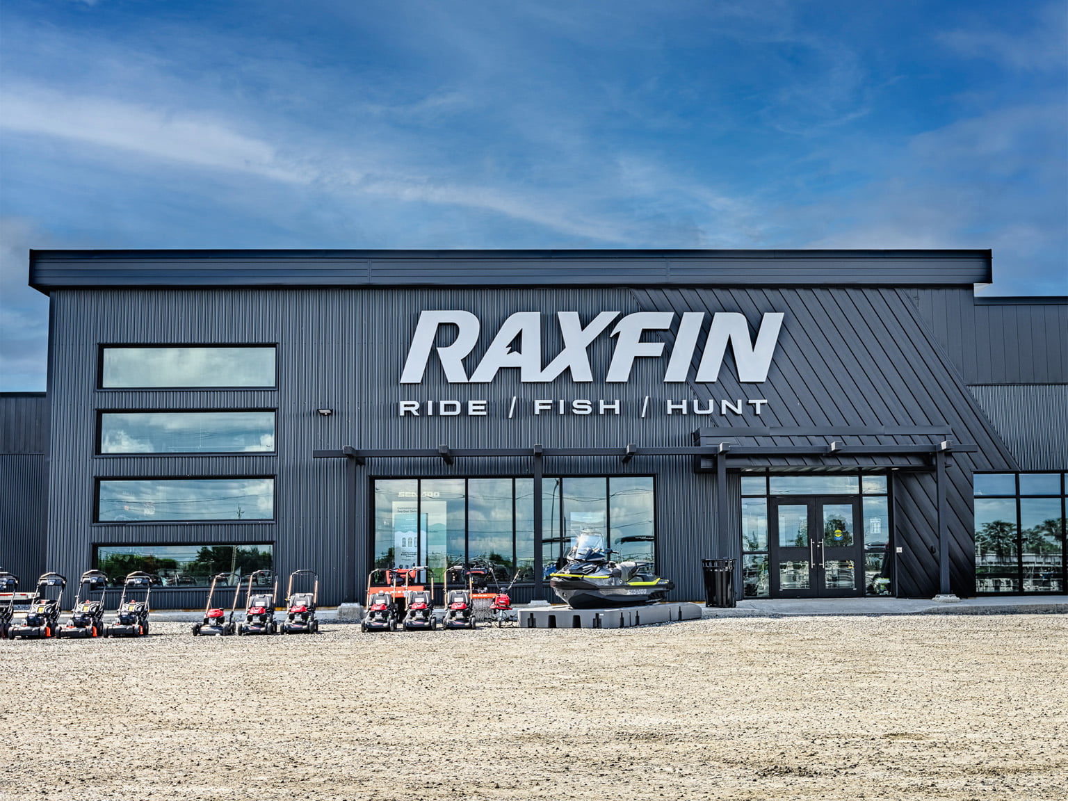 RAXFIN powersports dealership in Kapuskasing, ON
