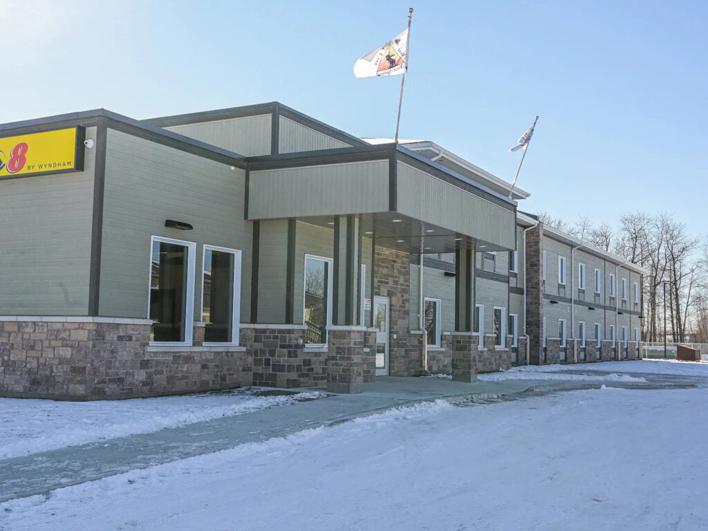 Super 8 Hotel - Moosonee