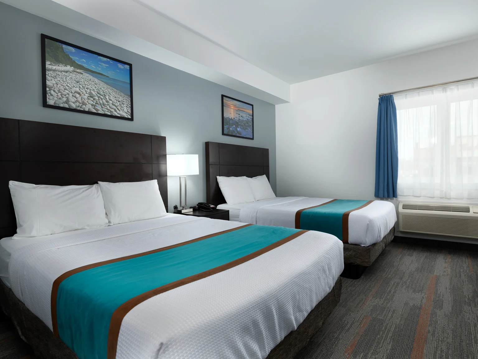 Travelodge Hotel - Marathon bedroom